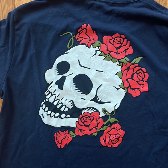 Hollister Must-Have Collection Curved Hem Tee M Skull Rose tattoo graphic y2k - Picture 2 of 6